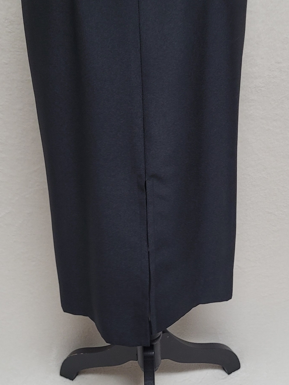 90s Vintage Miss Scarlett Black Satin Crepe Frog Clasp Closure Midi Wiggle Dress - Picture 5 of 11